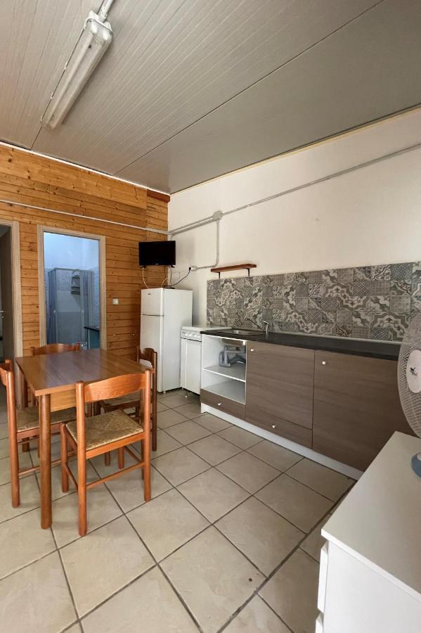 Camping Smeraldo Hotel Campomarino  Exterior photo